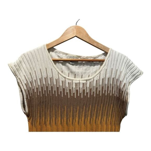 Forever 21 Color Blocked Sweater Top Size 3X FITS LIKE A L Yellow Cream Navy - Picture 4 of 10